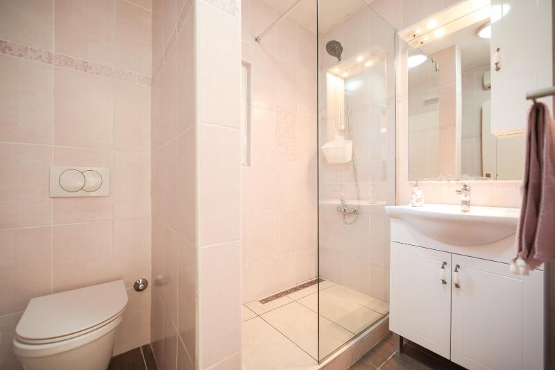 Apartment Floresita - image 15