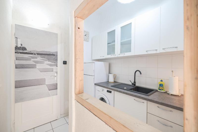 Apartment Floresita - image 21