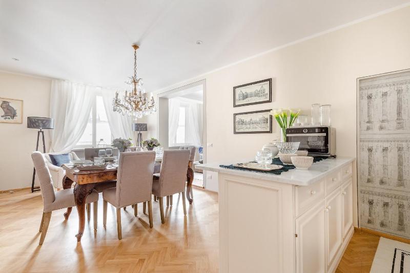 Casa San Frediano 3 Luxury Bedrooms and a Charming LUCCA View Inside the Walls - image 20