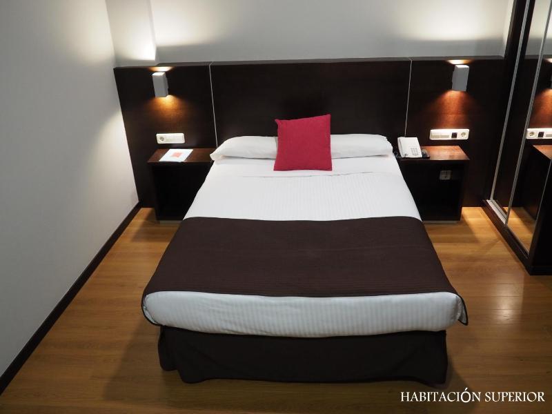 Superior Double Room (1 Adult) image 4
