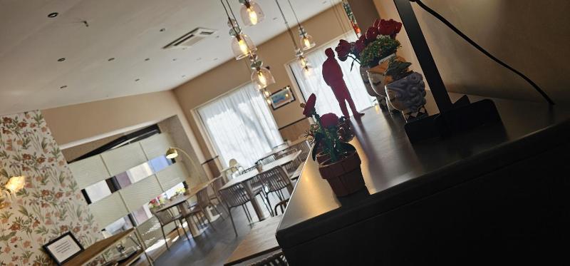 Hotel La Superba - image 7