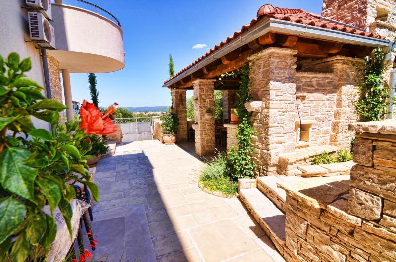 Villa Kos Murter Apartments - image 18