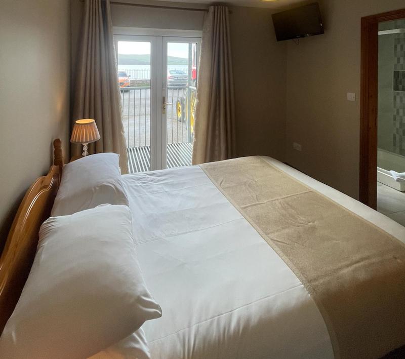 Double Room image 1