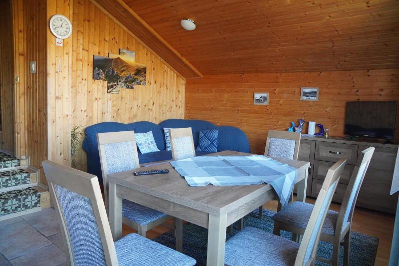 Apartment with Mountain View image 4