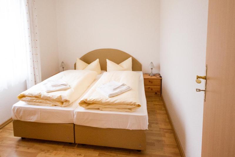Two-Bedroom Bungalow with Terrace image 4