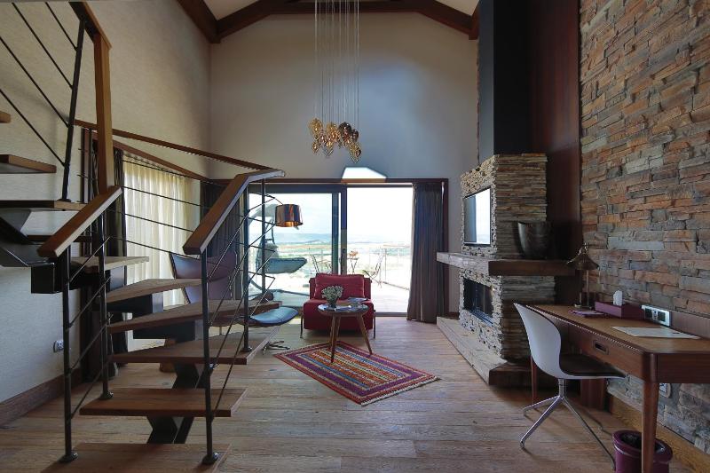 Duplex Loft Suite image 4