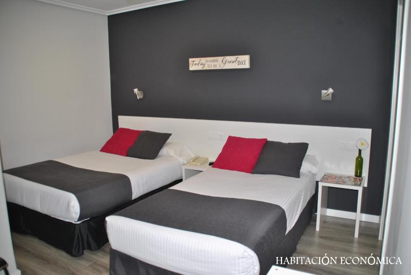 Budget Double or Twin Room image 1