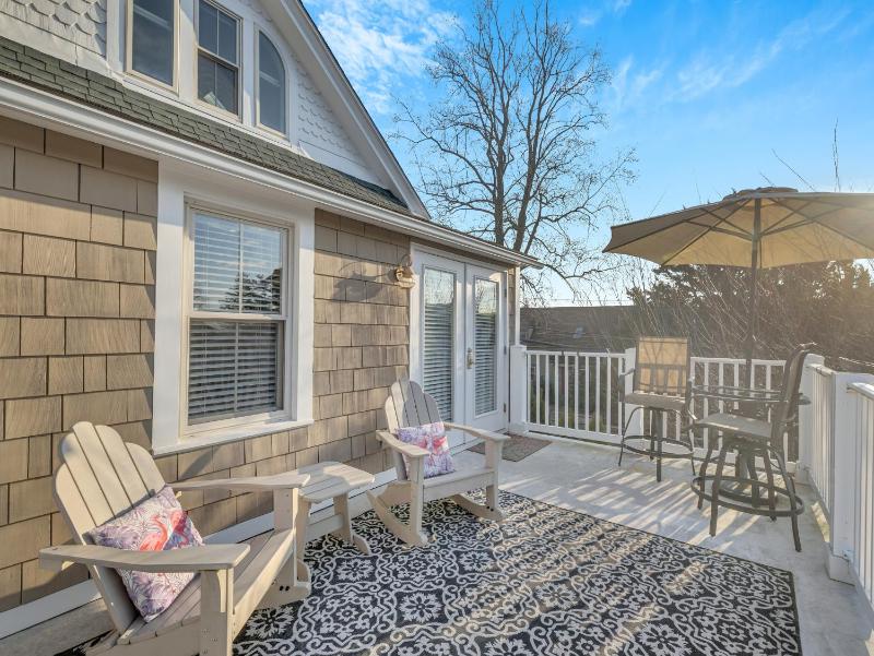 Superior King Suite image 2