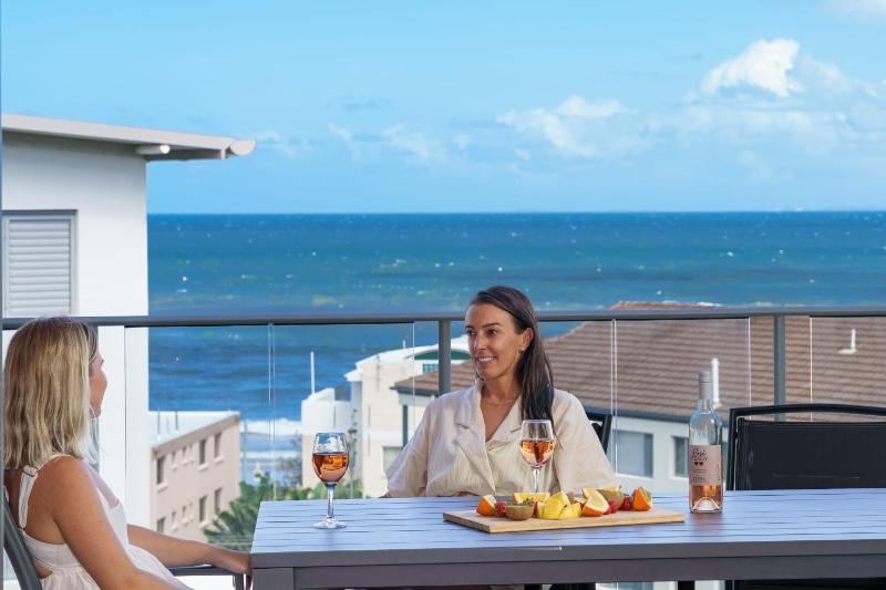 Coastal Bliss - 3BR Unit Overlooking Kings Beach - image 25