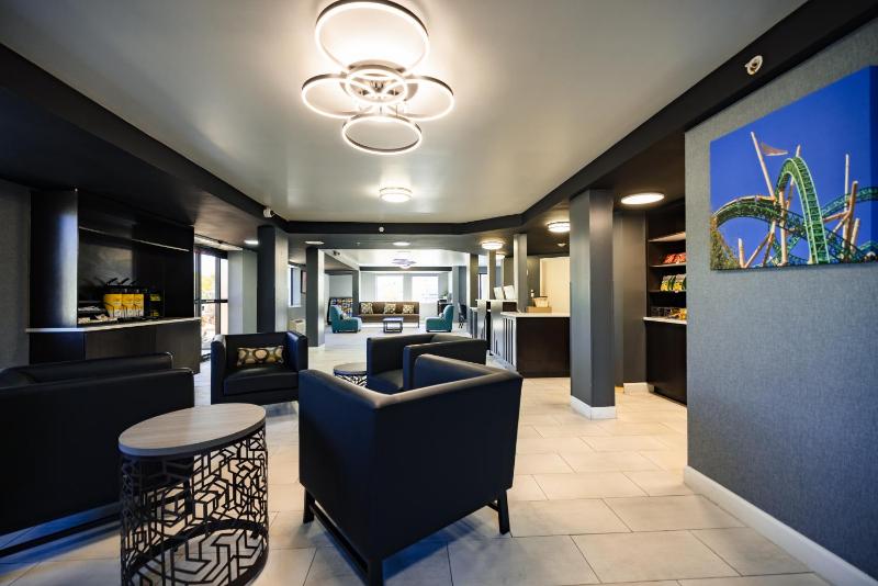 La Quinta Inn & Suites by Wyndham Tampa-Near Busch Gardens - image 36