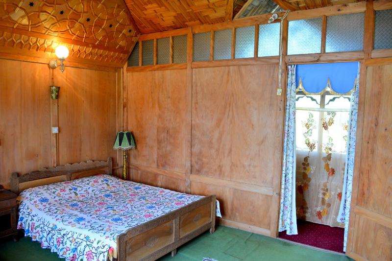 Kings Houseboats - image 13