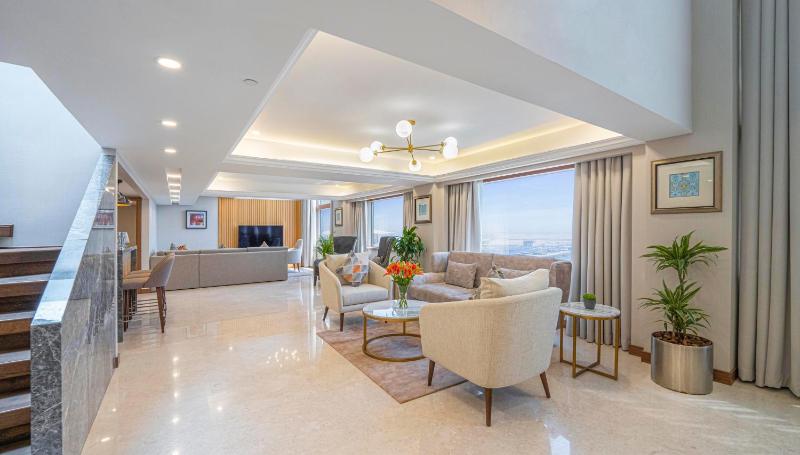 Premier Penthouse (10% discount on Spa treatments) image 2