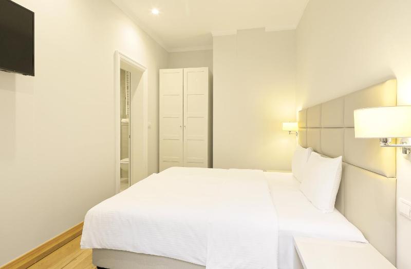 Double or Twin Room image 1