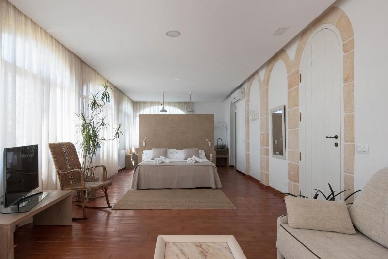 Superior Suite image 1
