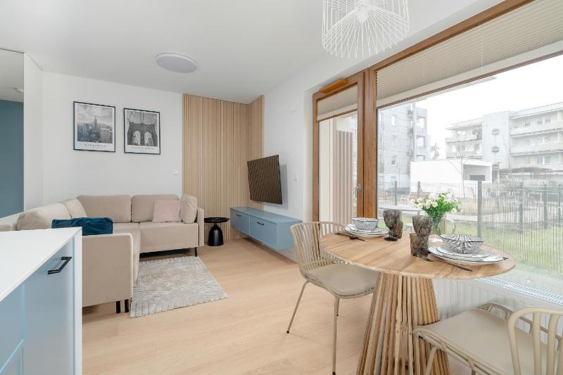 Pastel Blue Studio Grunwald with Garden & Parking Poznań by Noclegi Renters - image 11