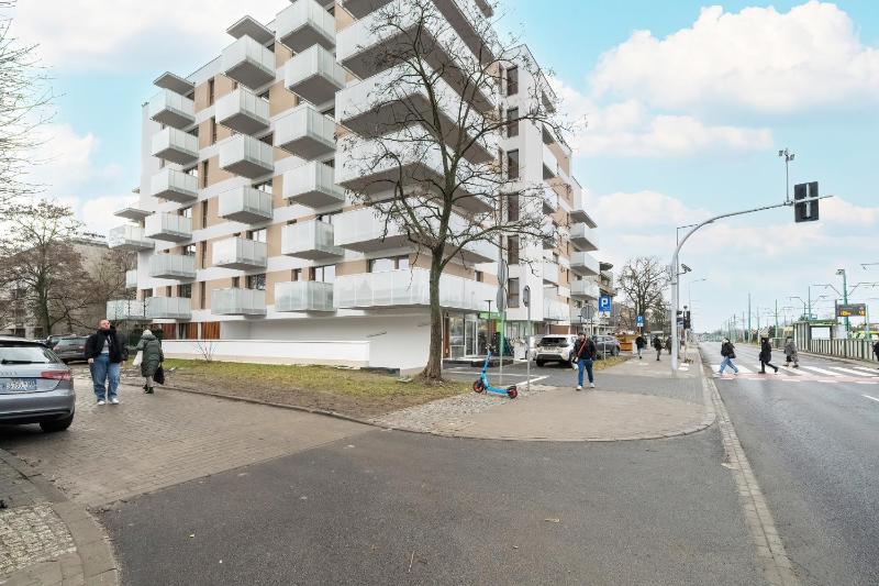 Pastel Blue Studio Grunwald with Garden & Parking Poznań by Noclegi Renters - image 13