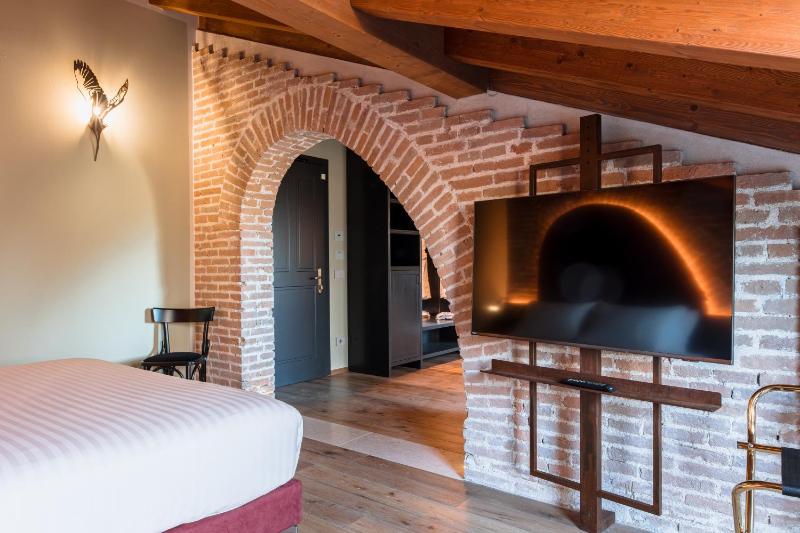 Pavillon Suite - image 25