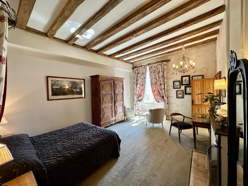 Double Room image 4