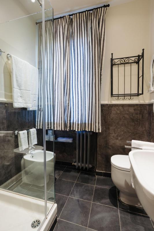 Two-Bedroom Apartment (4 Adults) image 3