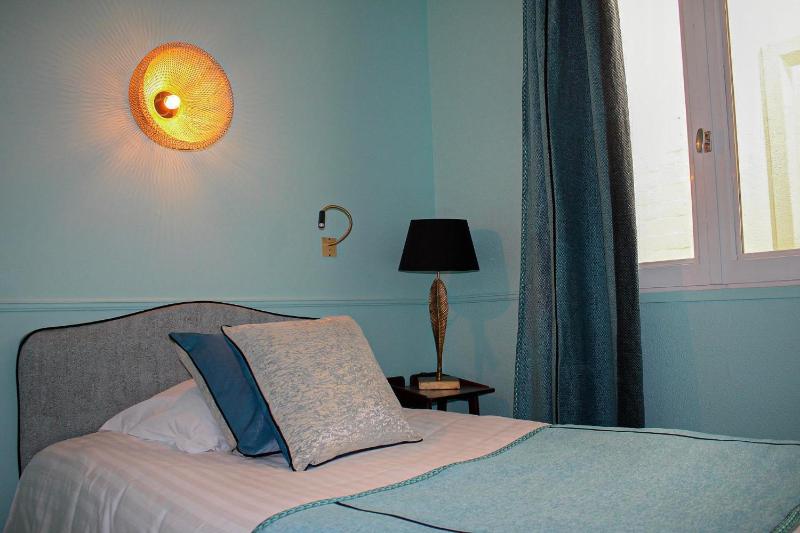 Economy Single Room with Inner Courtyard View image 2