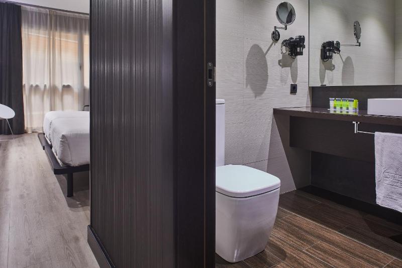 Triple Room image 1