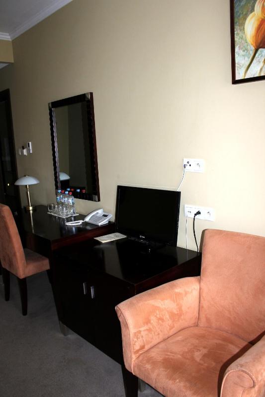 Quadruple Room image 4