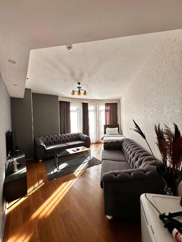 Executive Suite image 4