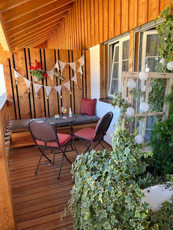 Single Room with Balcony image 2