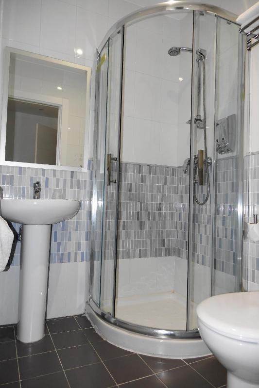 Superior Double Room with City View image 3