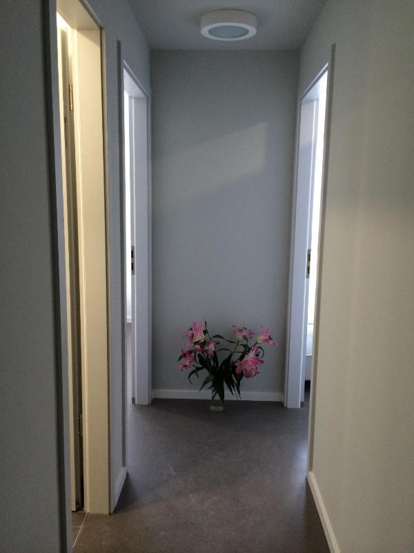 Double Room with Shared Bathroom image 3
