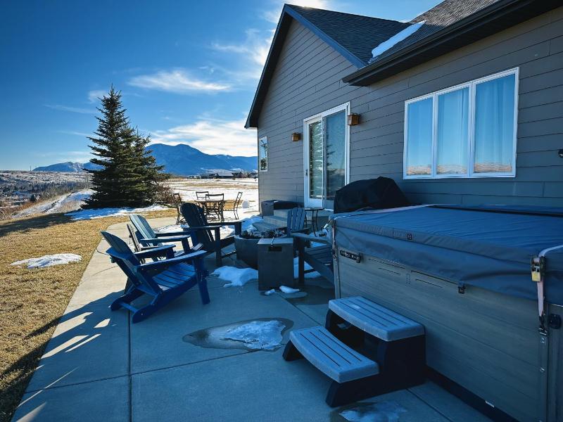 Four-Bedroom House image 2