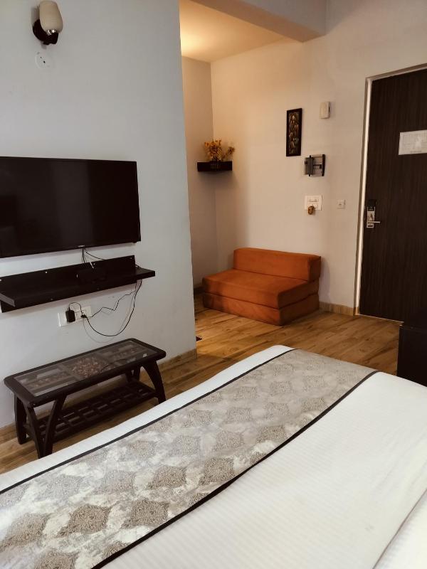 Vrindavan suites omex - image 17