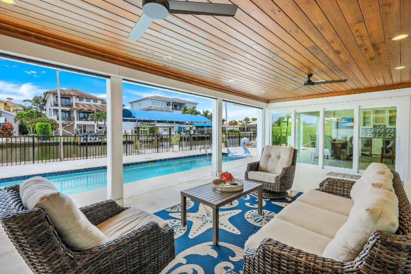 Beach Life - Less Than 1 Mile To Vanderbilt Beach! - ON THE WATER - image 30