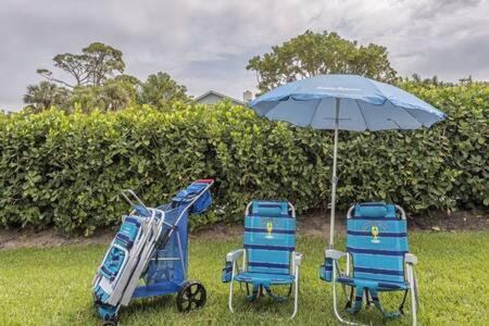 Beach Life - Less Than 1 Mile To Vanderbilt Beach! - ON THE WATER - image 19