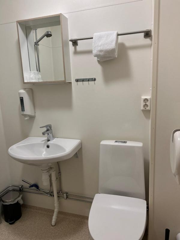 Standard Triple Room with Free Parking image 3