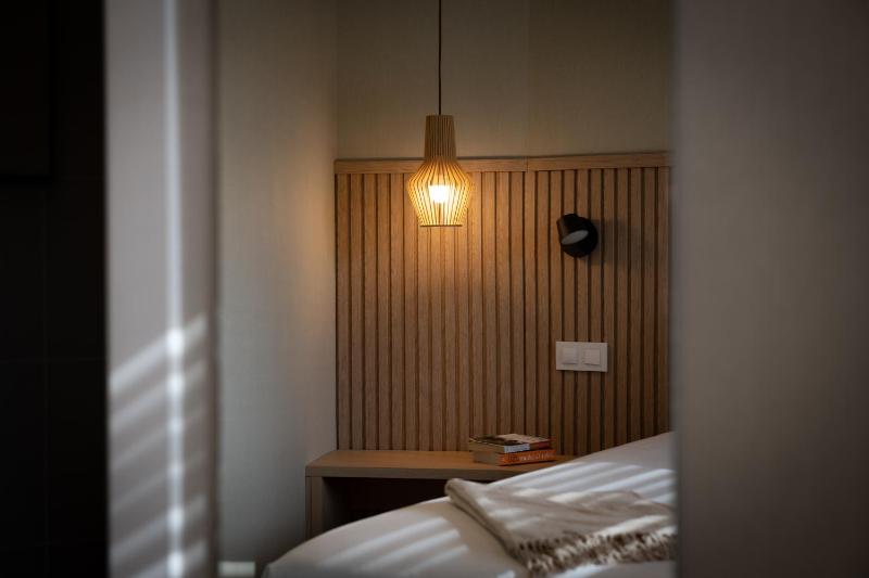 One-Bedroom Apartment image 1