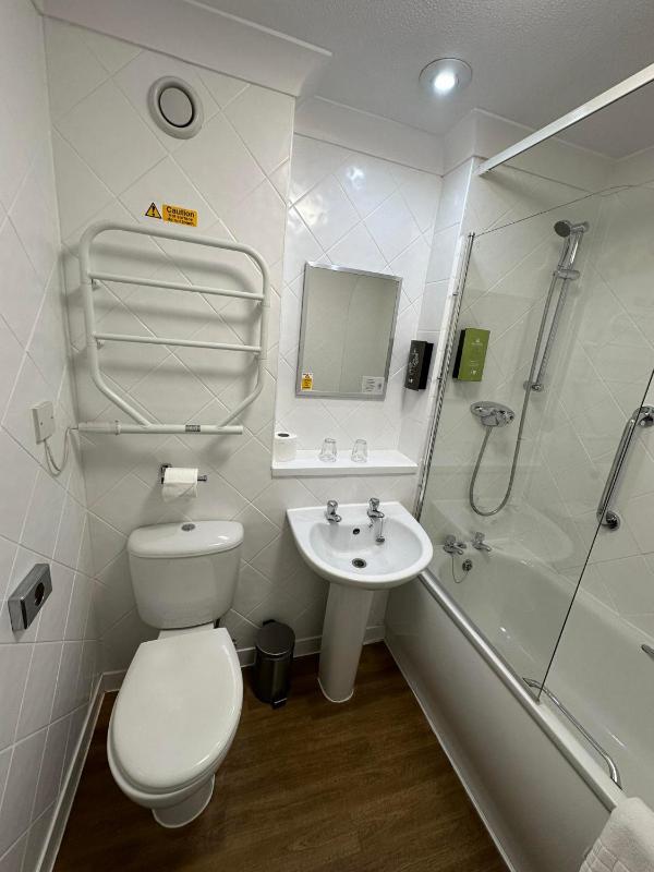 Superior Twin Room image 1