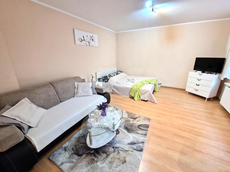 Deluxe Apartment image 2