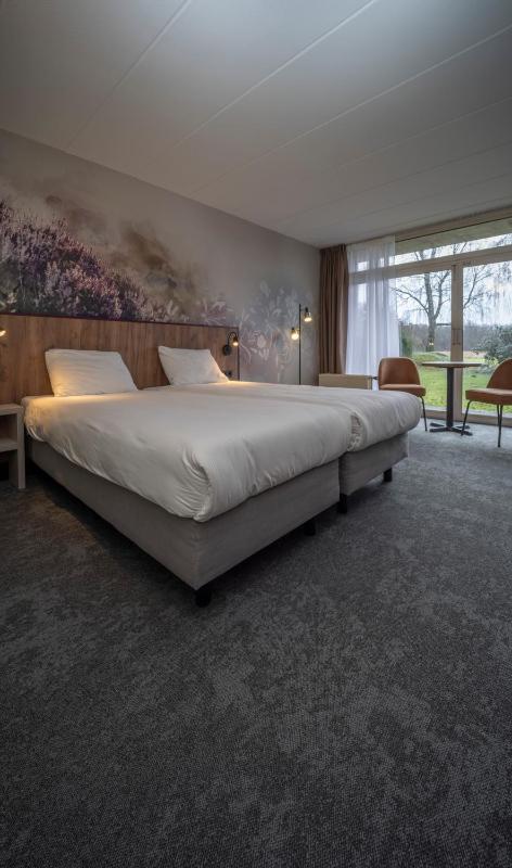 Comfort Double Room with Terrace image 4