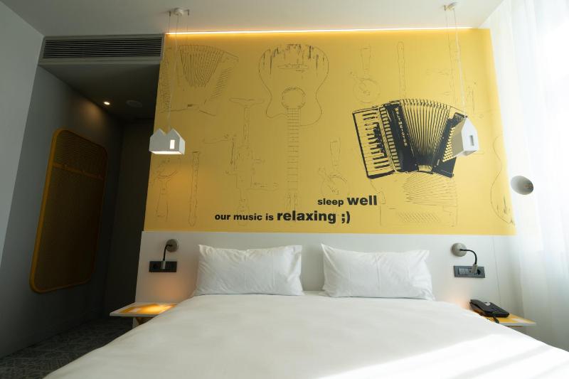 ibis Styles Sibiu Arsenal - image 6
