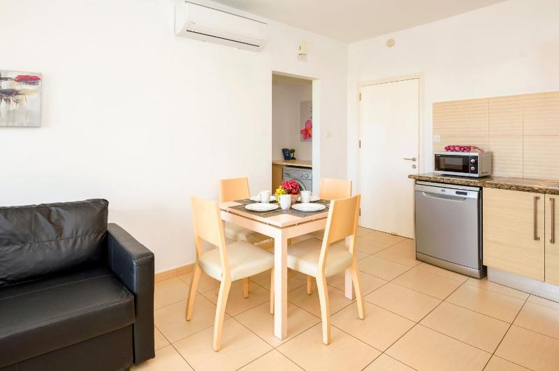 Austin - Coralli Beachfront Apartment - image 10