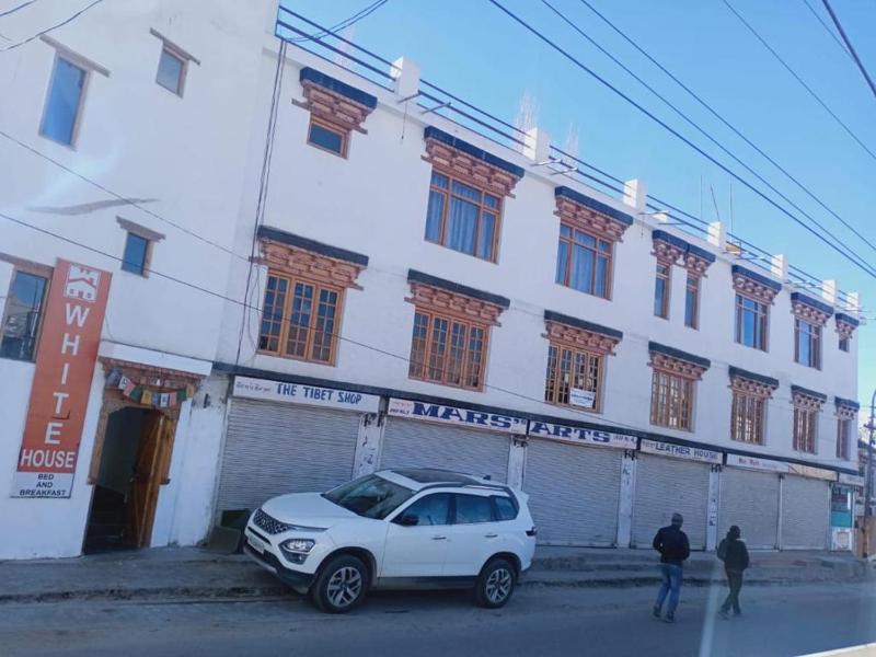 White House Leh - image 10