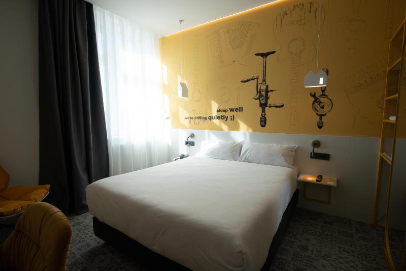 ibis Styles Sibiu Arsenal - image 35