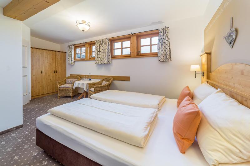 Double Room without Balcony image 3