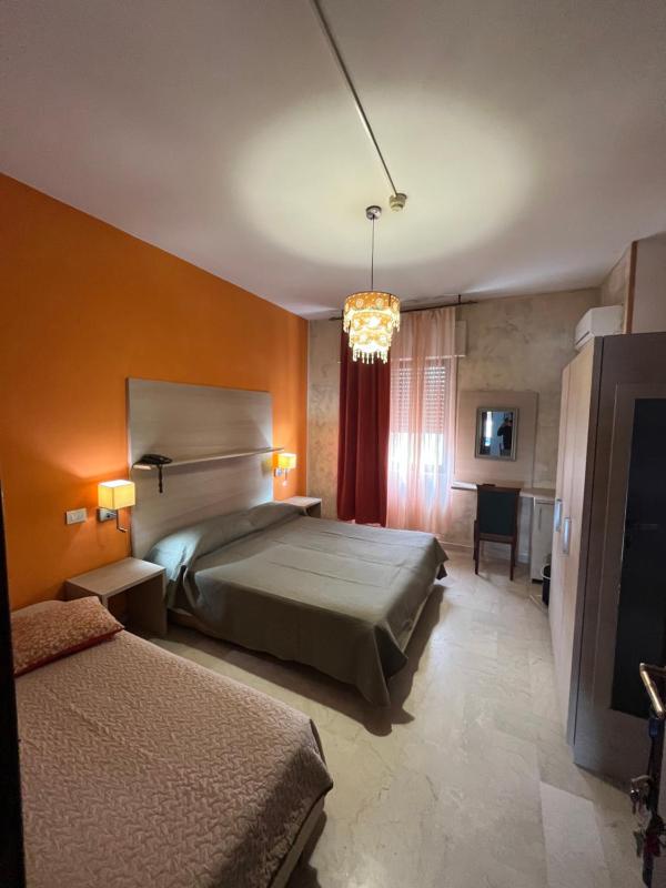 Triple Room image 1