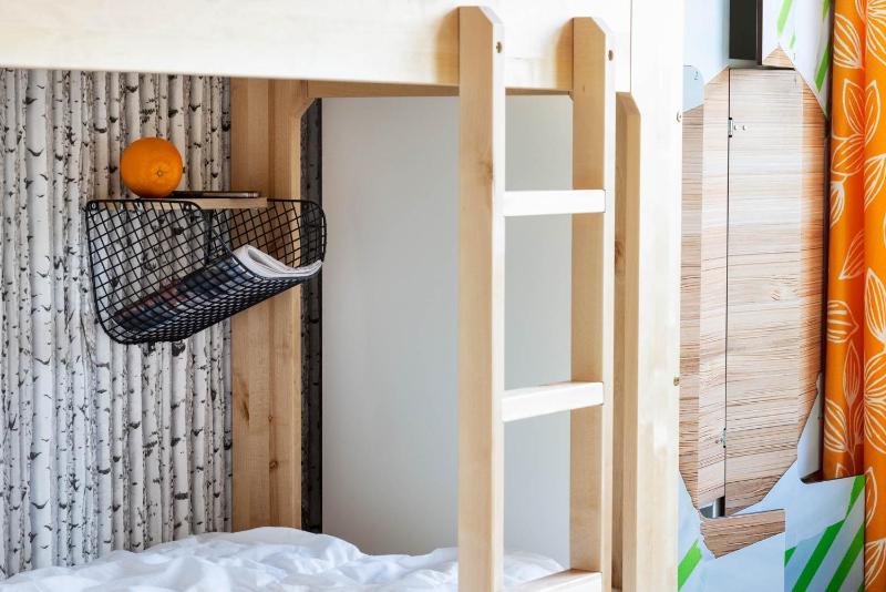 Economy Quadruple Room with Shared Bathroom image 4