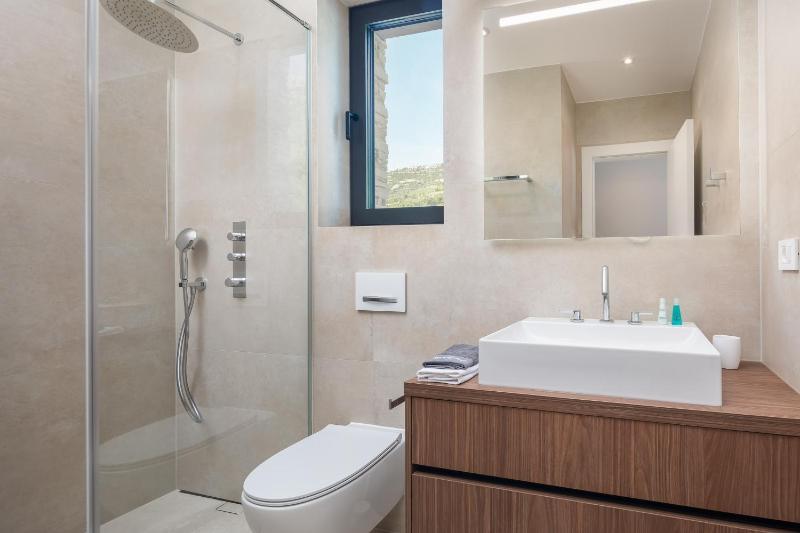 Luxury Villa Bay of Split with Pool - image 38