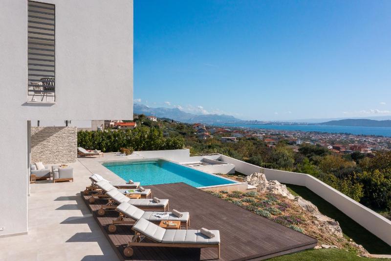 Luxury Villa Bay of Split with Pool - image 21