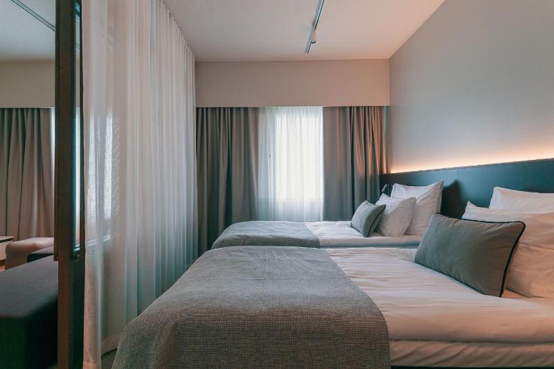 Apartment with twin beds (The apartments are within walking distance of the Seurahuone) image 2
