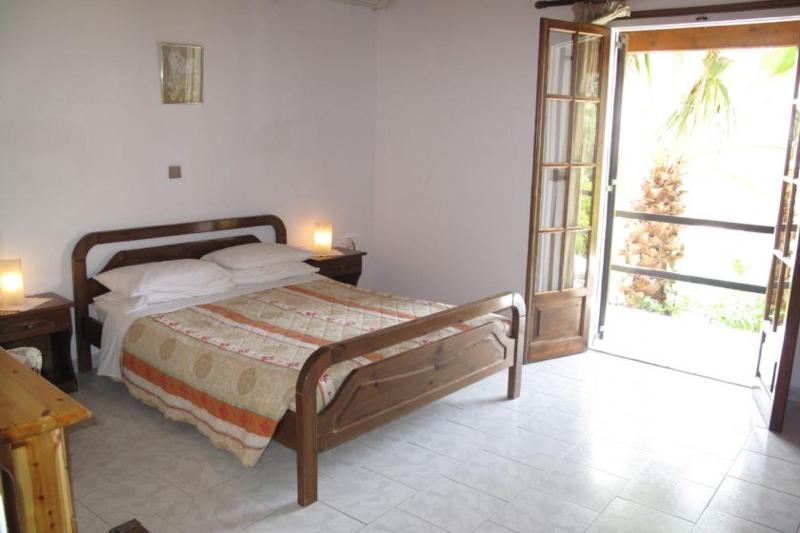 Nikatsas Cottage No 3 - image 6